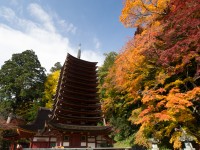 談山神社・十三重塔